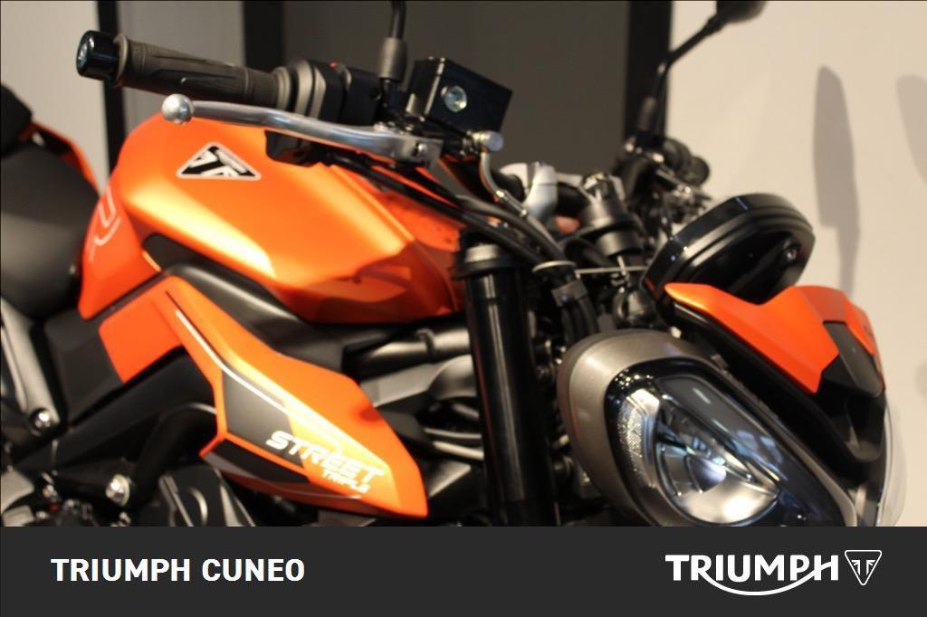 TRIUMPH Street Triple 765 R